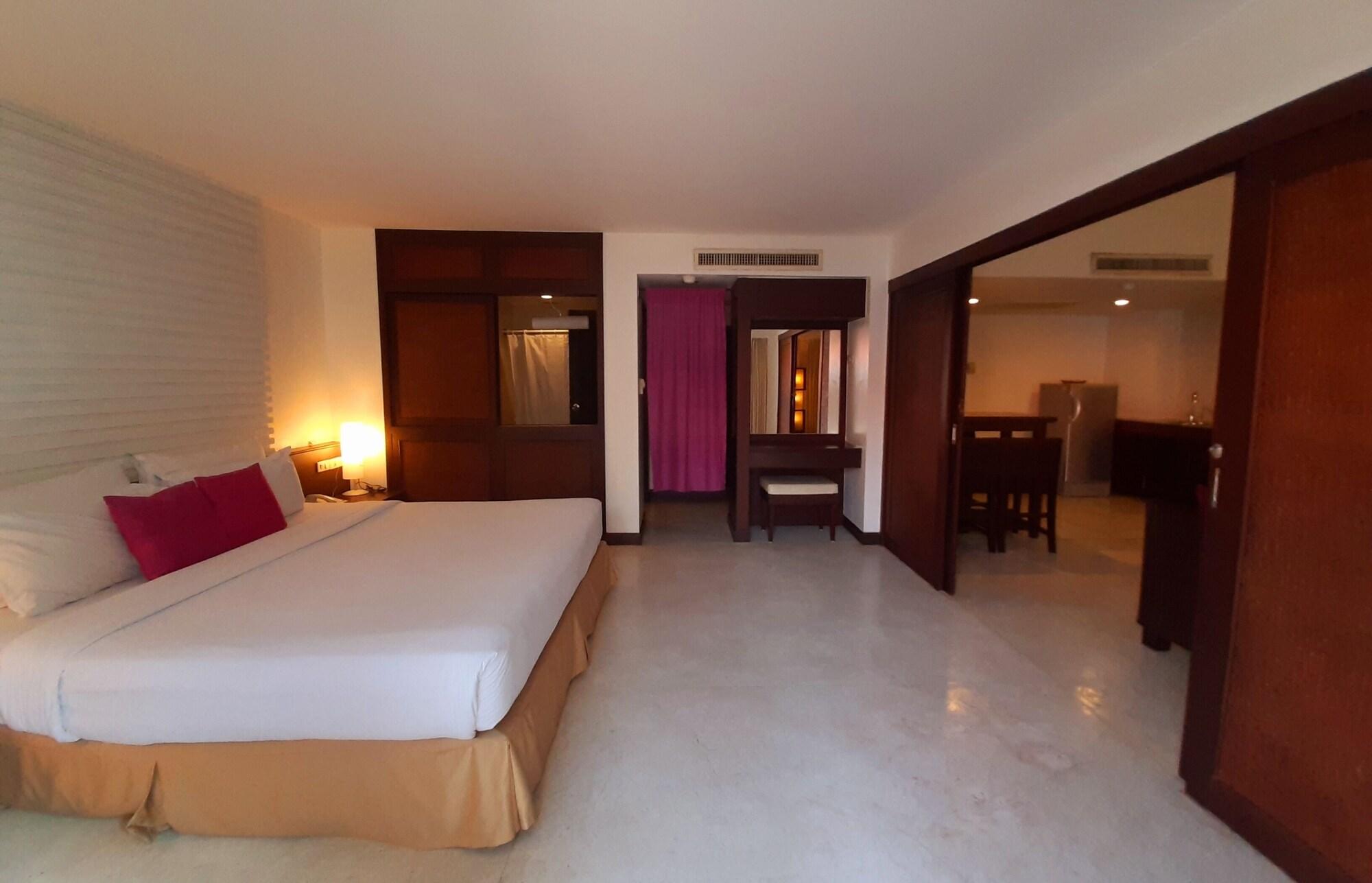 פאטאיה Grand Hotel מראה חיצוני תמונה
